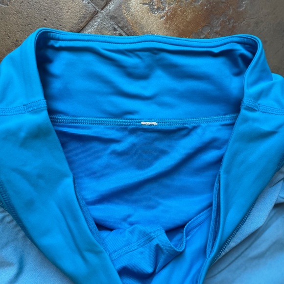 LULULEMON GROOVY RUNNING SHORT SZ 6 BEACH BLANKET BLUE - Picture 3 of 3